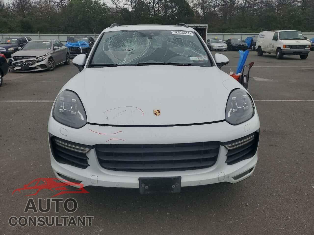 PORSCHE CAYENNE 2016 - WP1AC2A24GLA88727
