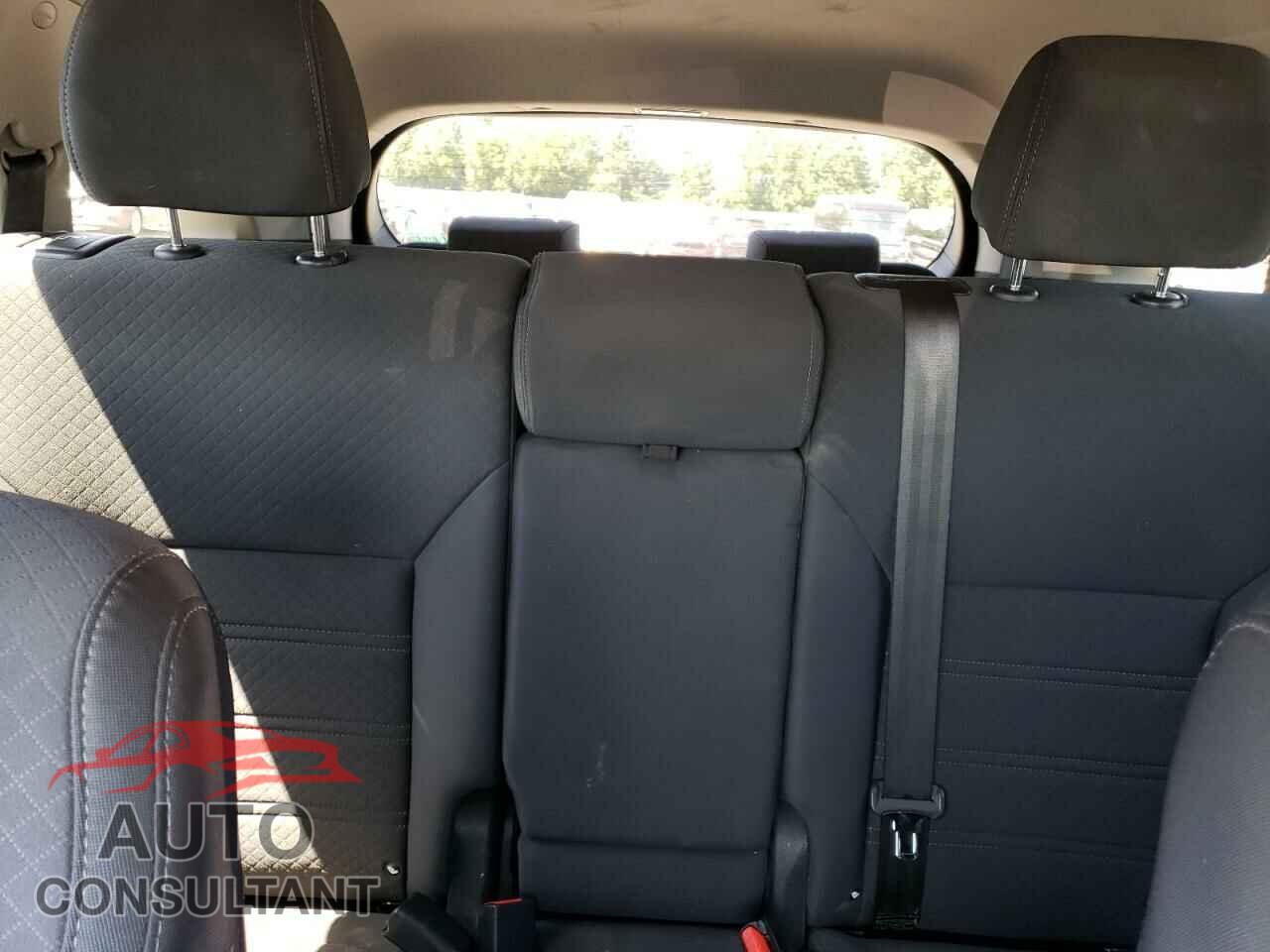 KIA SORENTO 2017 - 5XYPGDA55HG309979
