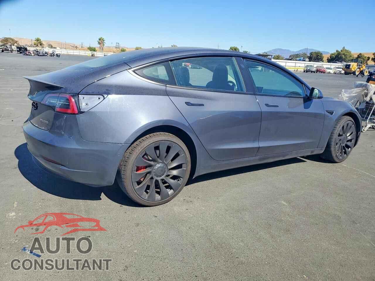 TESLA MODEL 3 2021 - 5YJ3E1EC8MF093669
