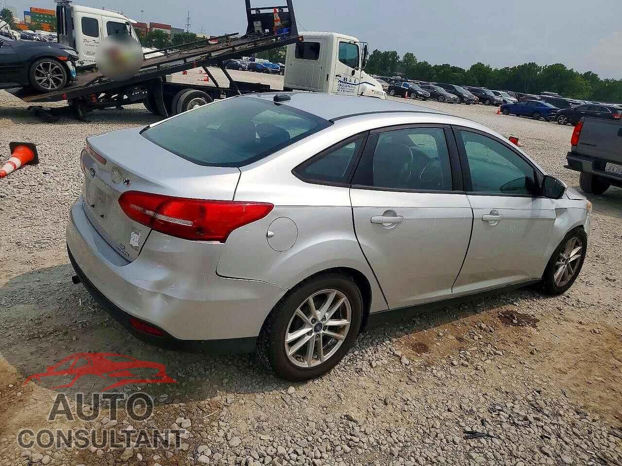 FORD FOCUS 2016 - 1FADP3F26GL281369