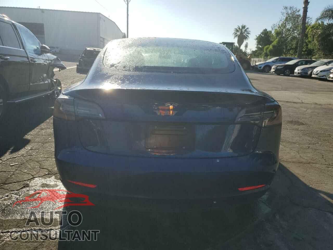TESLA MODEL 3 2022 - 5YJ3E1EA6NF186397