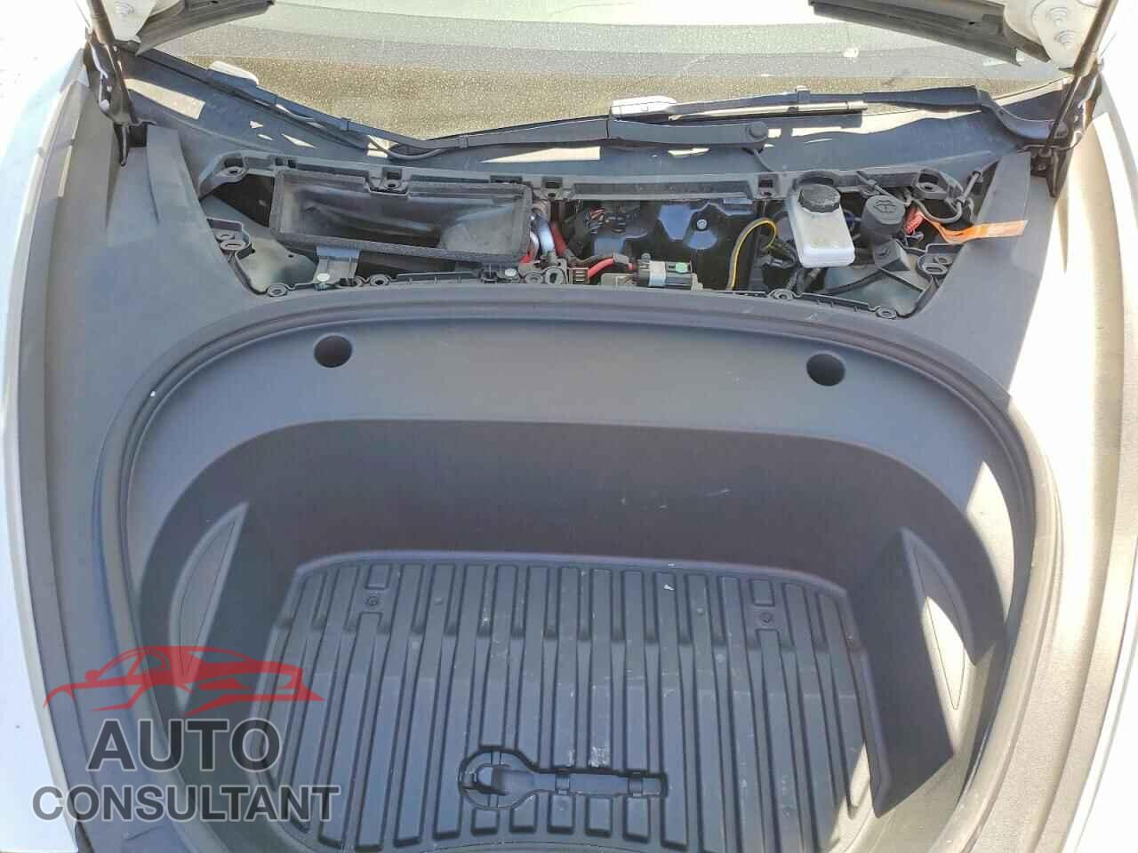 TESLA MODEL 3 2022 - 5YJ3E1EC9NF293509