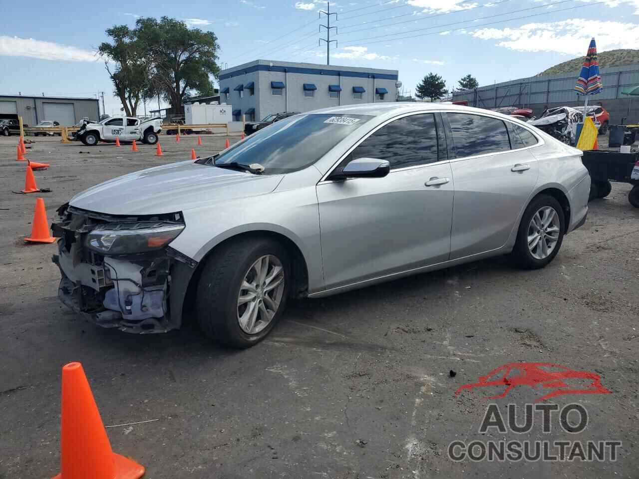 CHEVROLET MALIBU 2017 - 1G1ZE5ST6HF231886