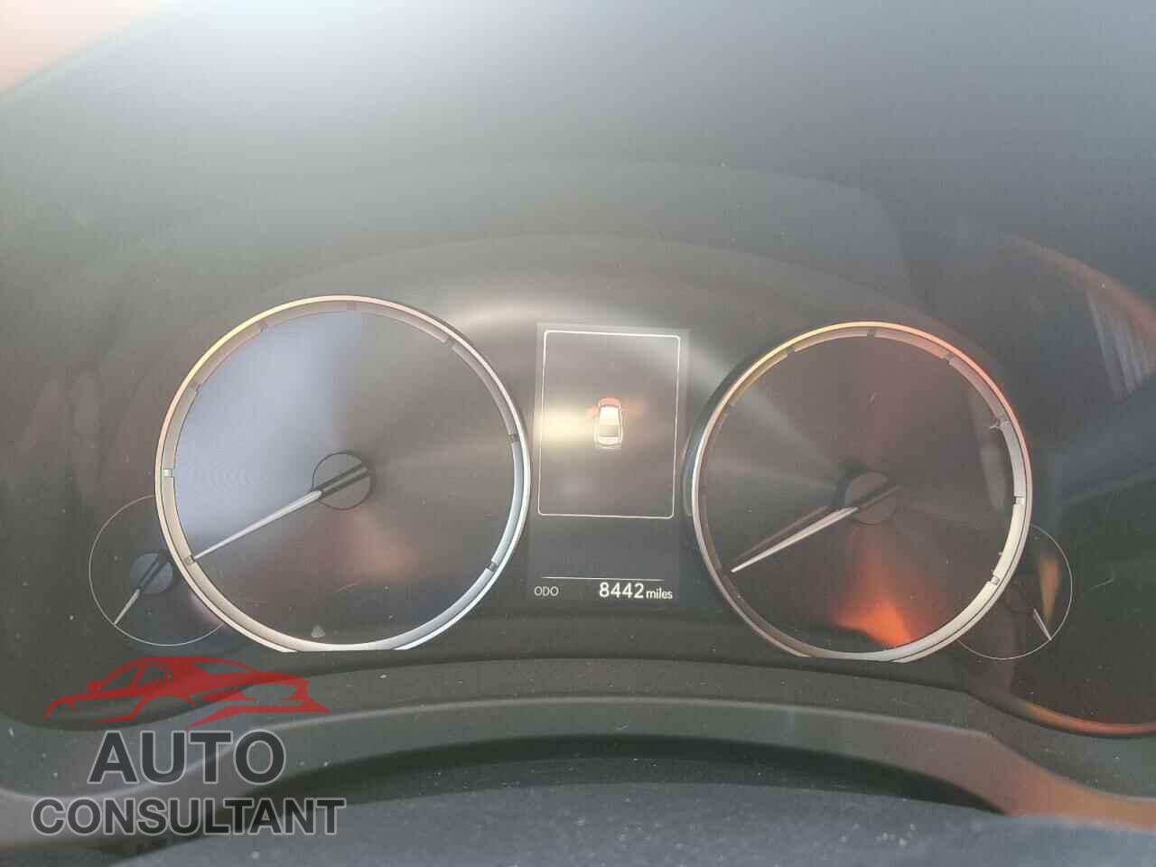 LEXUS IS 2023 - JTHDA1D28P5123847