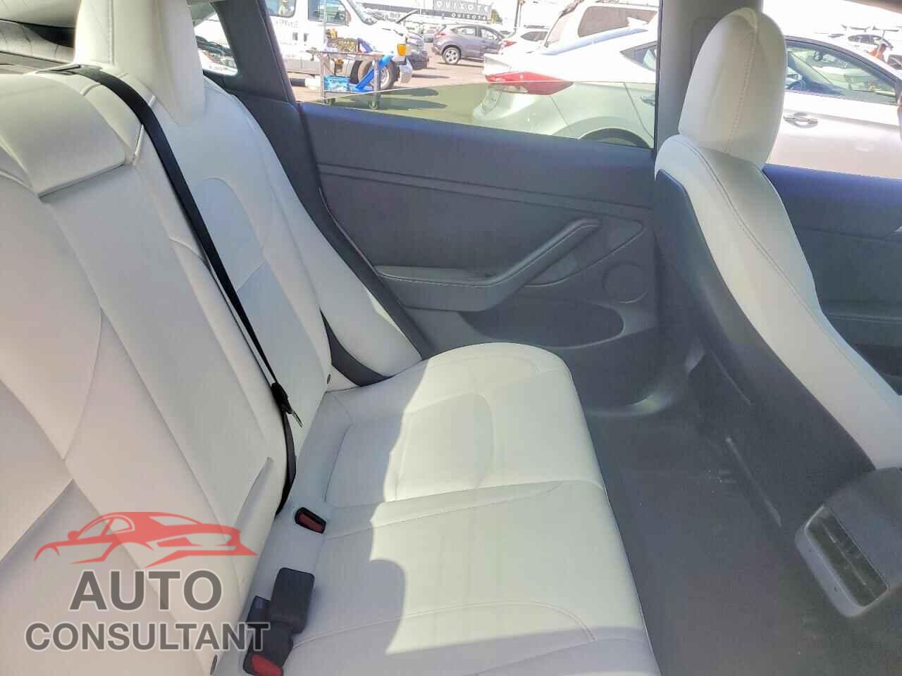 TESLA MODEL 3 2022 - 5YJ3E1EA5NF373582