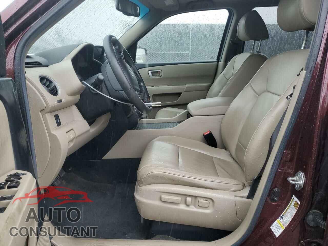 HONDA PILOT 2013 - 5FNYF3H70DB019143