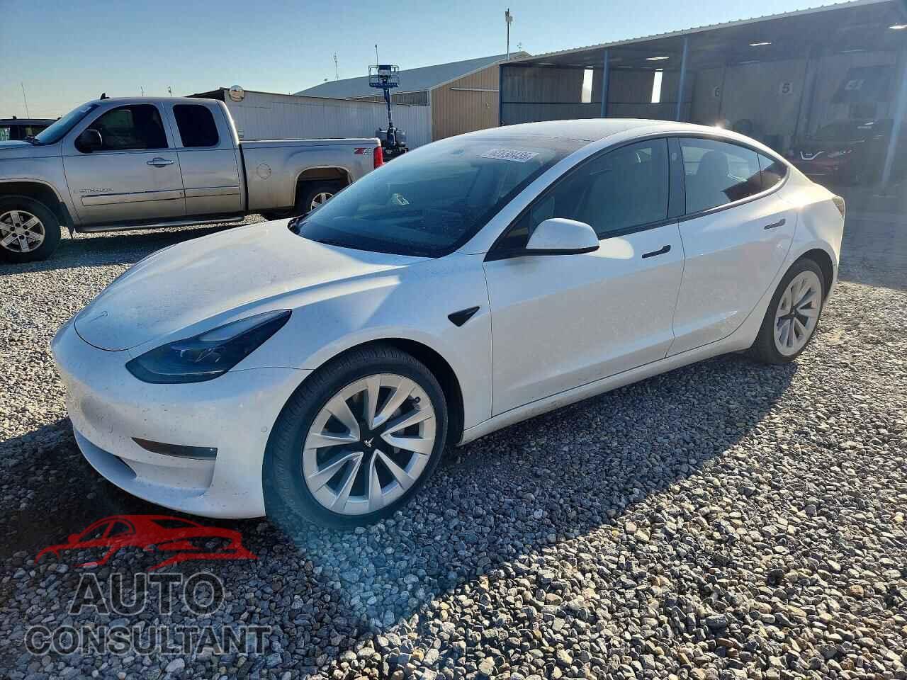 TESLA MODEL 3 2021 - 5YJ3E1EB3MF996710