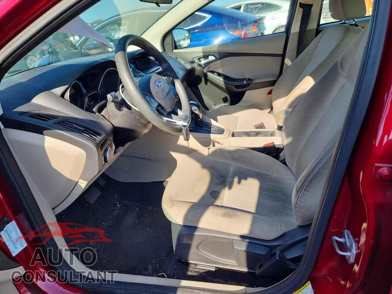 FORD FOCUS 2016 - 1FADP3FE0GL225096