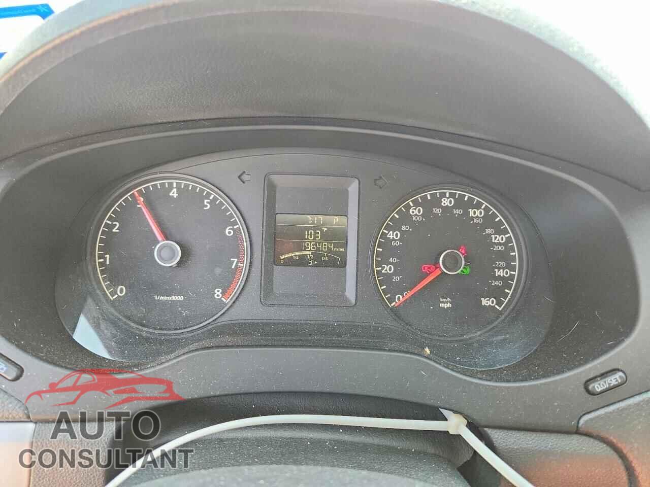 VOLKSWAGEN JETTA 2011 - 3VWLZ7AJ4BM020624