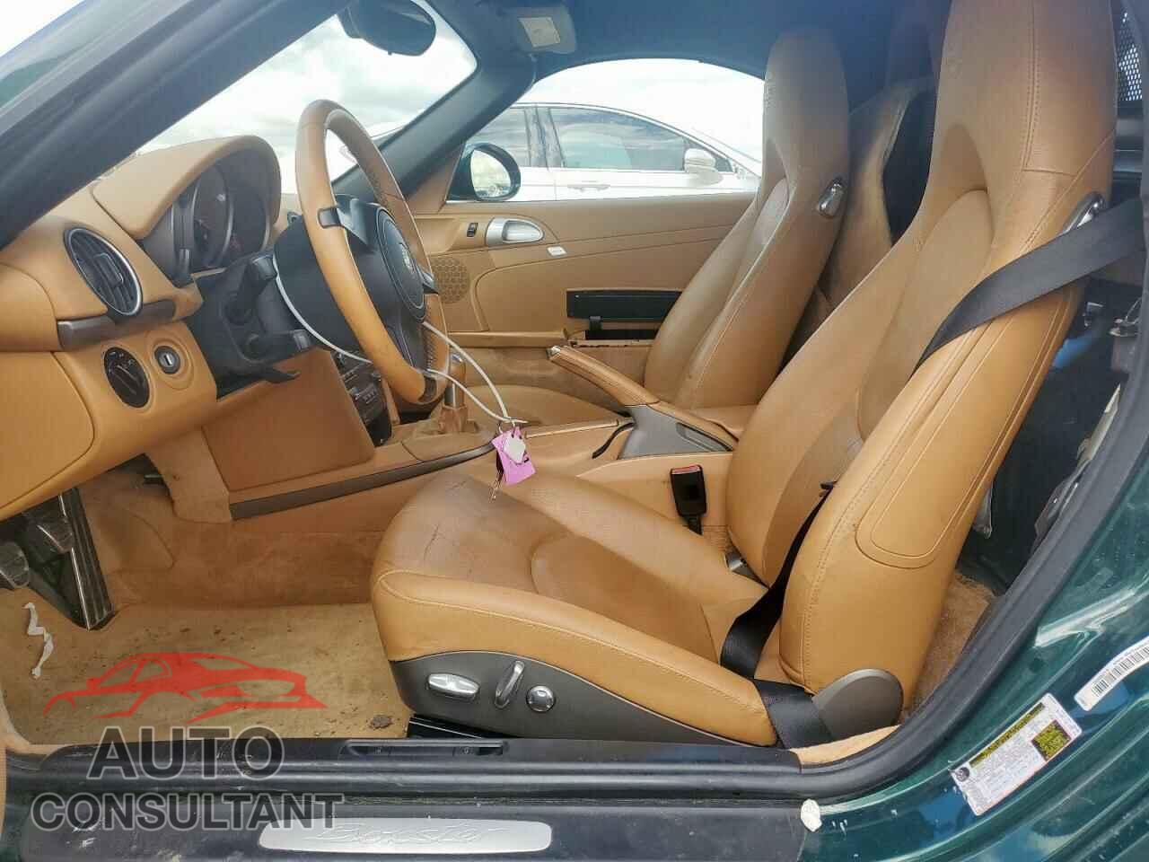 PORSCHE BOXSTER 2011 - WP0CA2A80BS710601