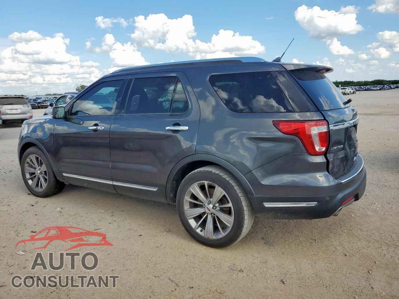 FORD EXPLORER 2018 - 1FM5K7F84JGB11385