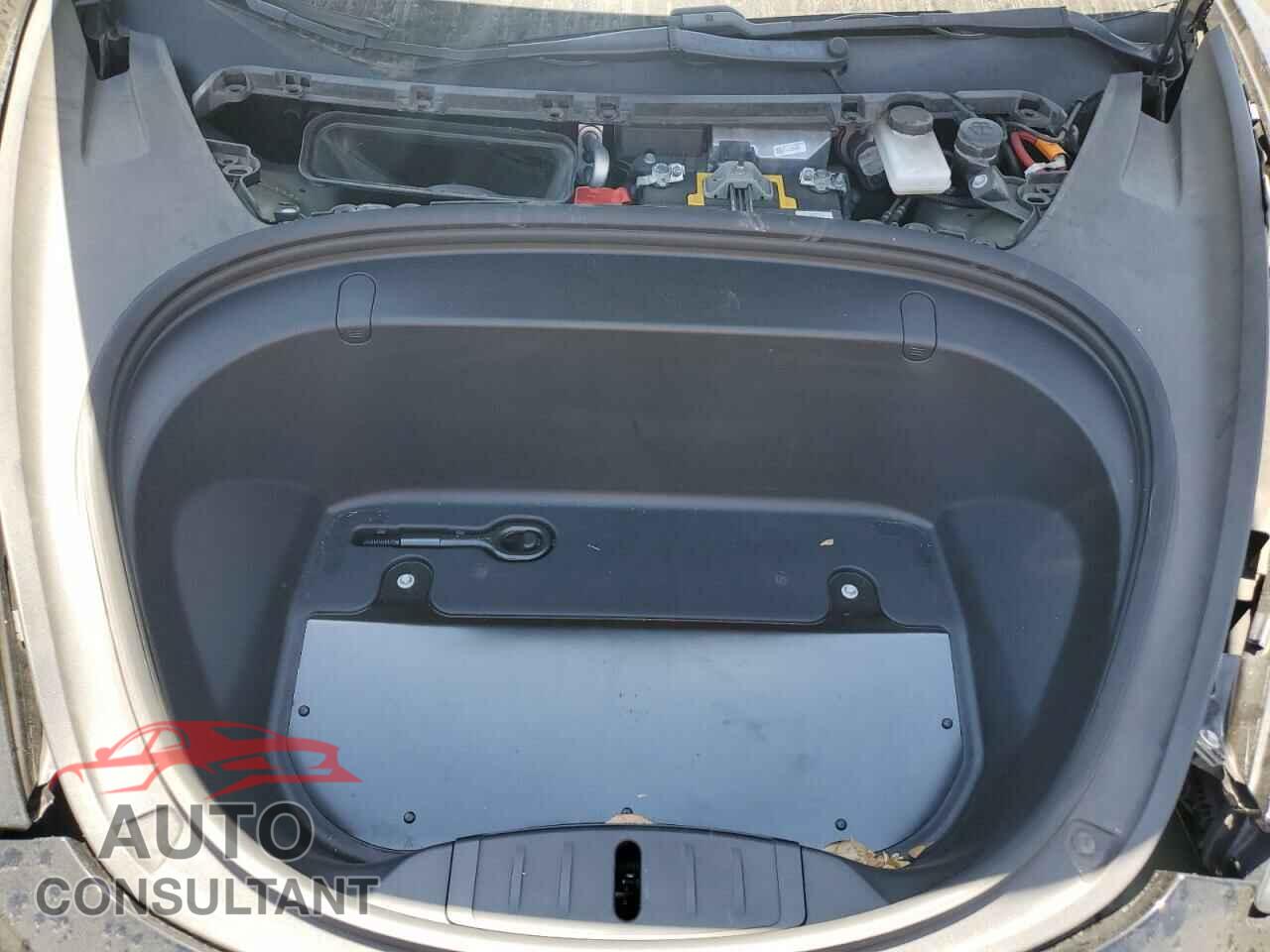 TESLA MODEL 3 2018 - 5YJ3E1EA5JF154566