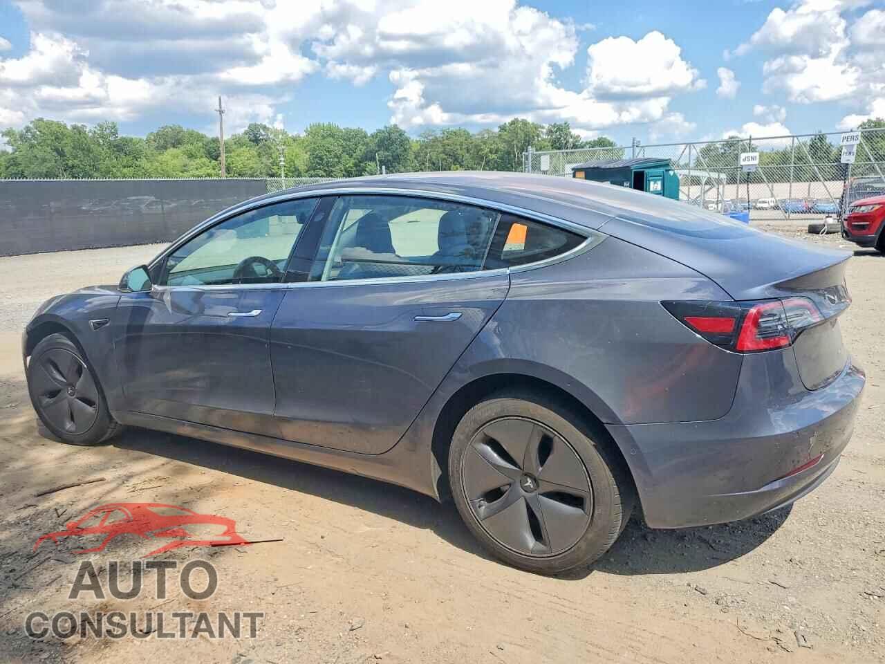 TESLA MODEL 3 2018 - 5YJ3E1EA3JF019067