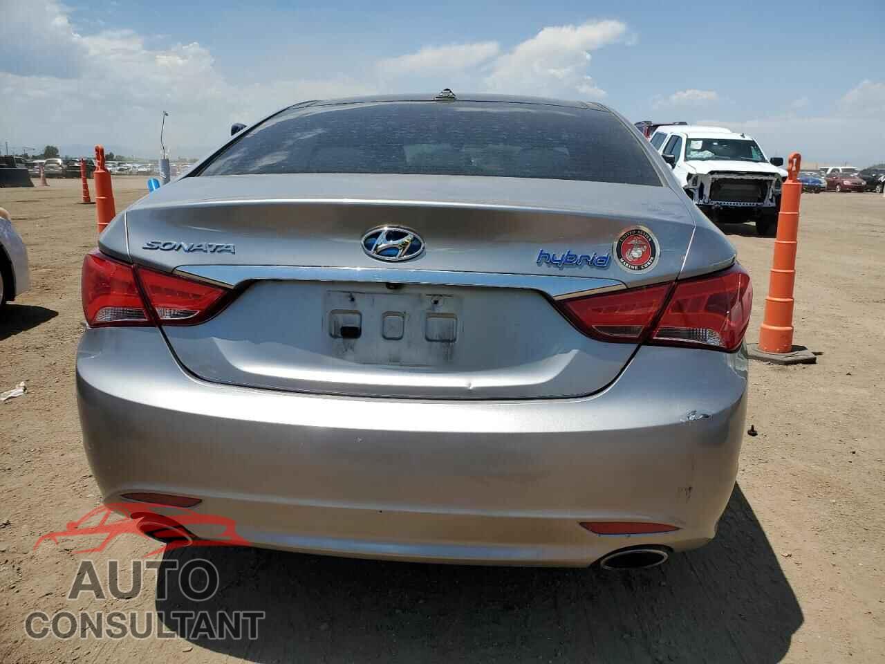 HYUNDAI SONATA 2012 - KMHEC4A44CA046317