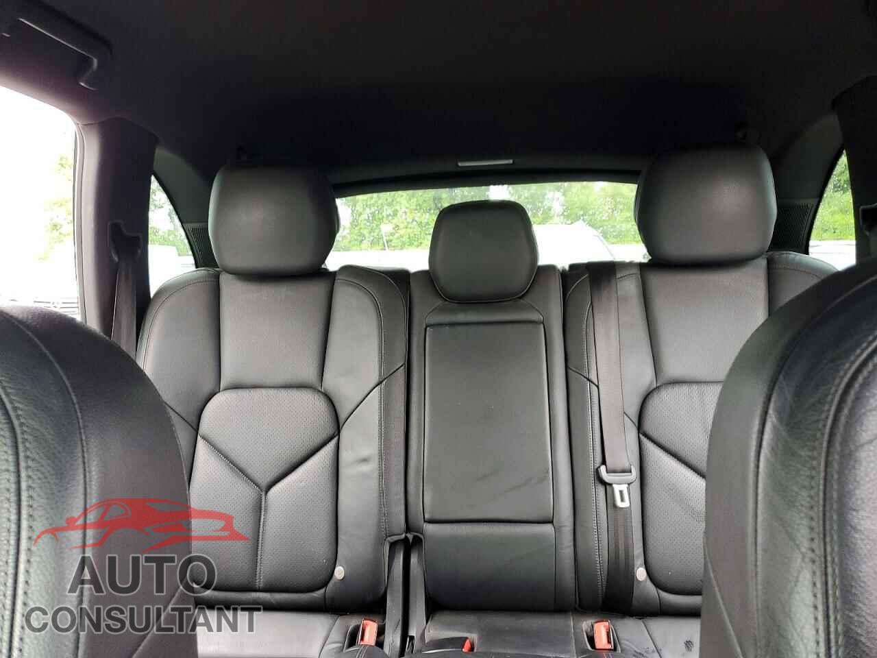 PORSCHE CAYENNE 2014 - WP1AA2A2XELA04963