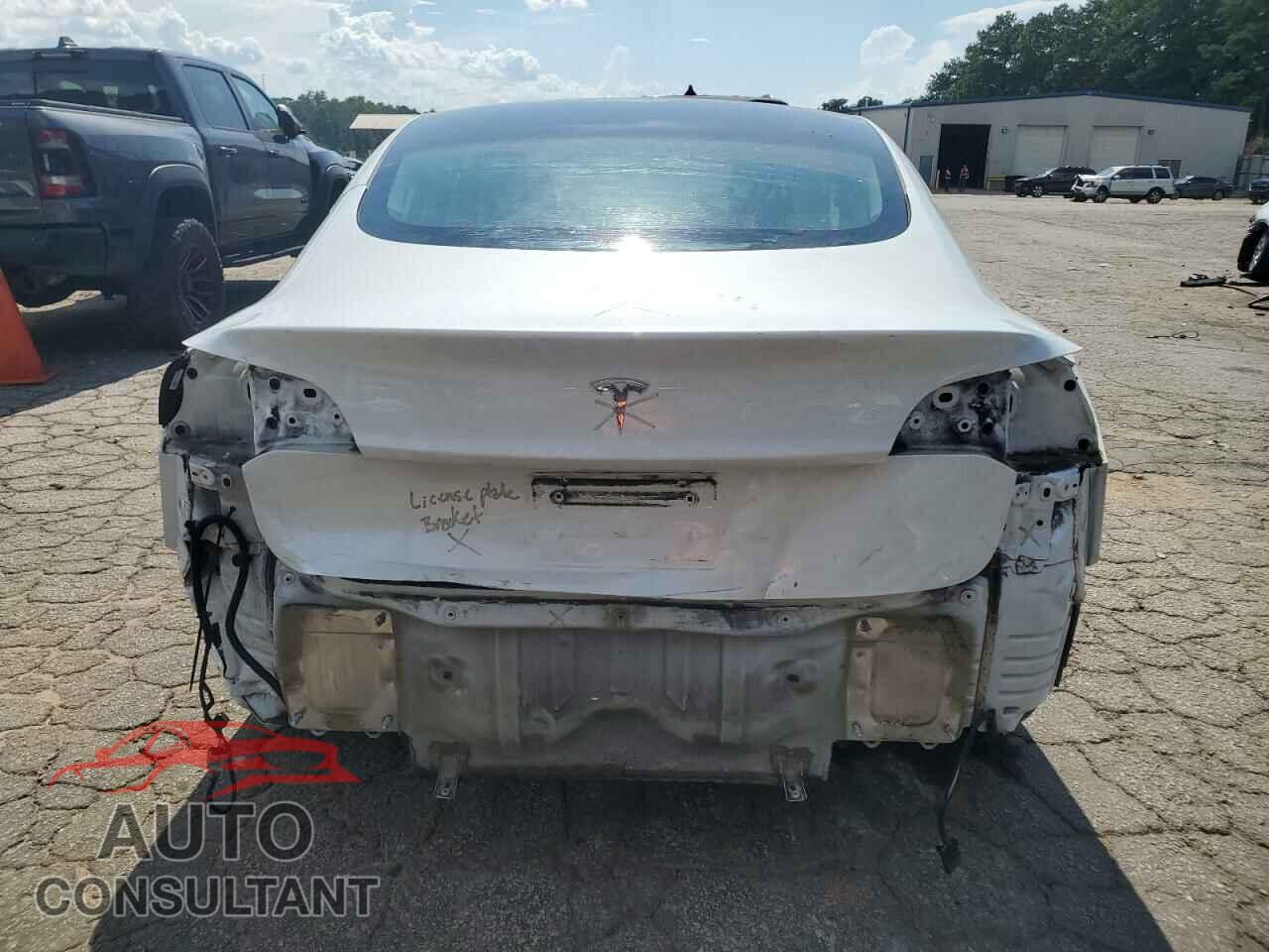 TESLA MODEL 3 2022 - 5YJ3E1EA6NF288685