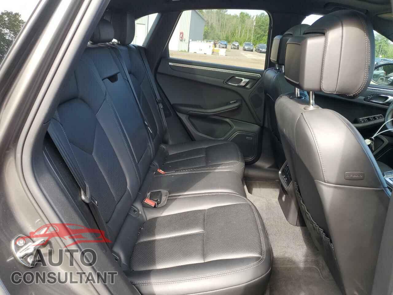 PORSCHE MACAN 2017 - WP1AA2A58HLB83776