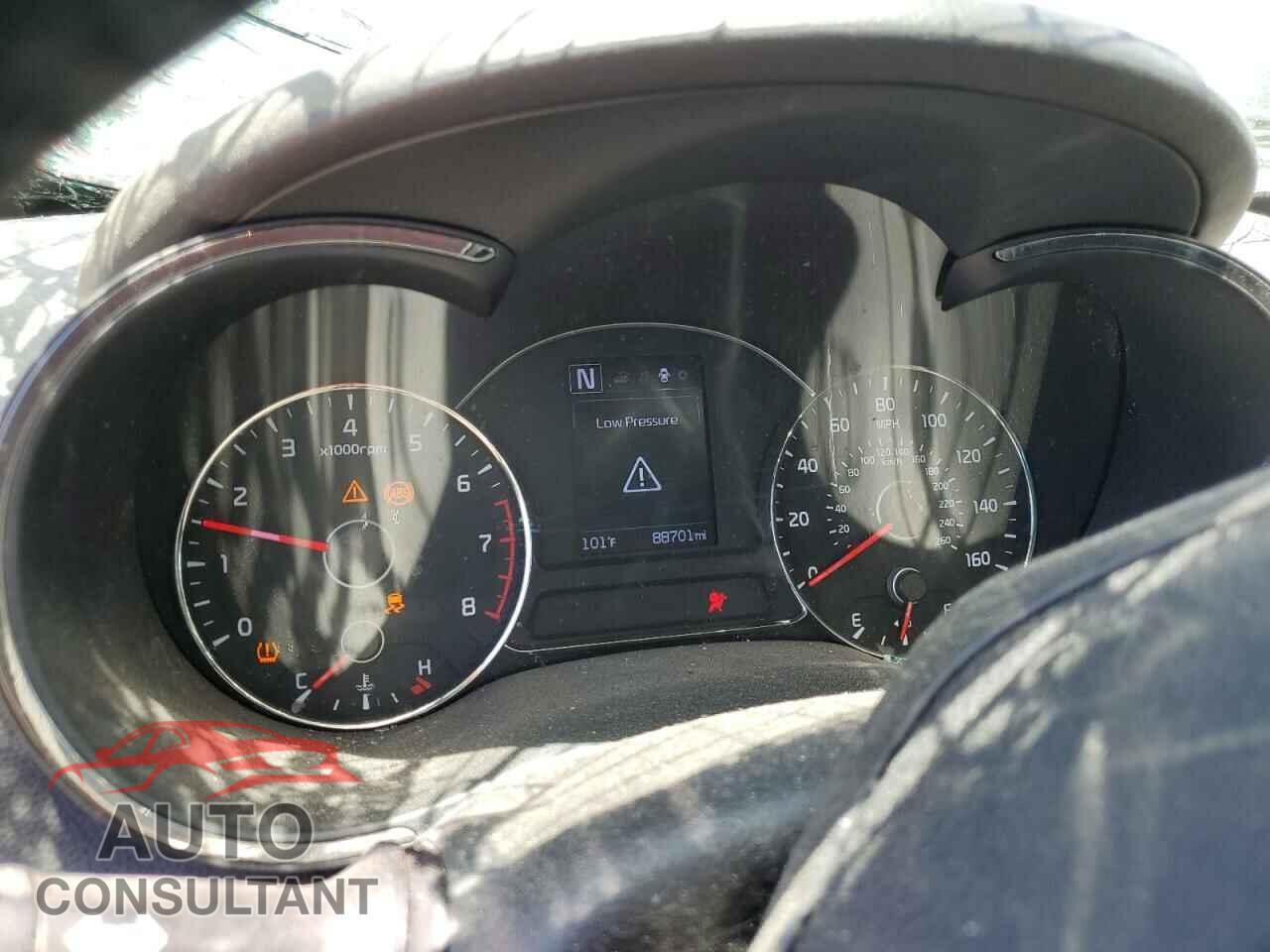 KIA FORTE 2017 - 3KPFL4A8XHE005965