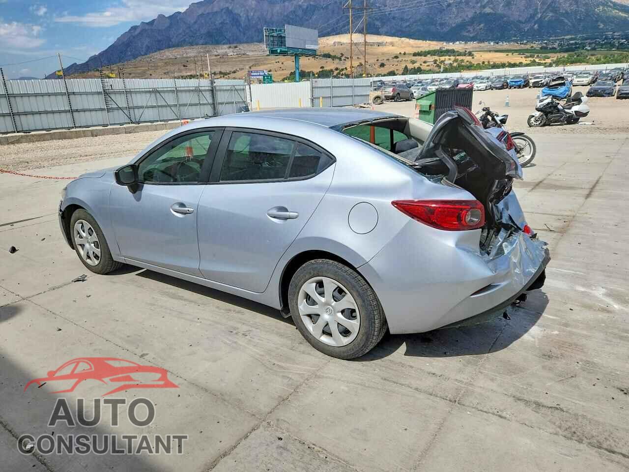 MAZDA 3 2017 - 3MZBN1U74HM109204