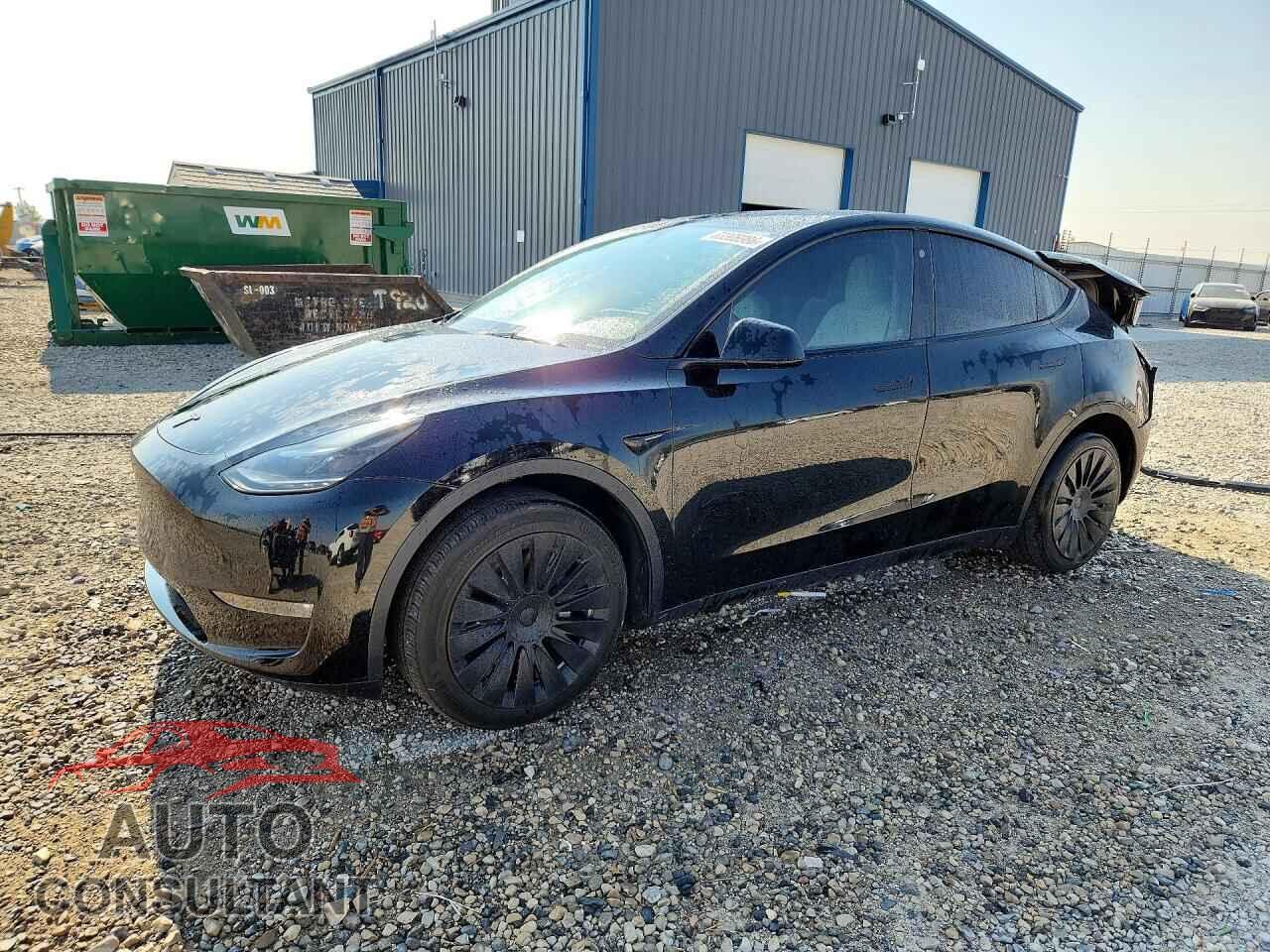 TESLA MODEL Y 2023 - 7SAYGAEE3PF647953