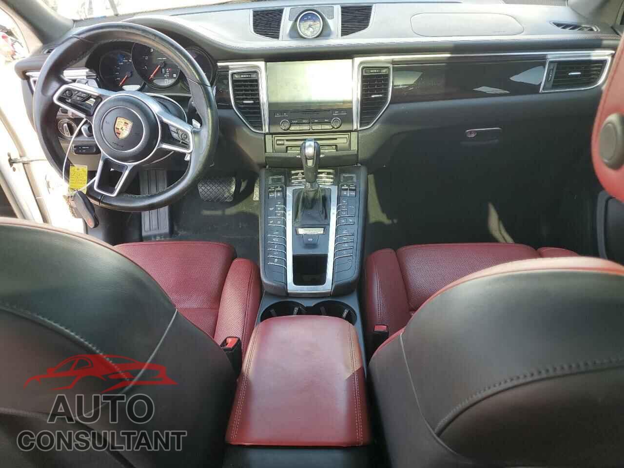 PORSCHE MACAN 2018 - WP1AA2A56JLB16616