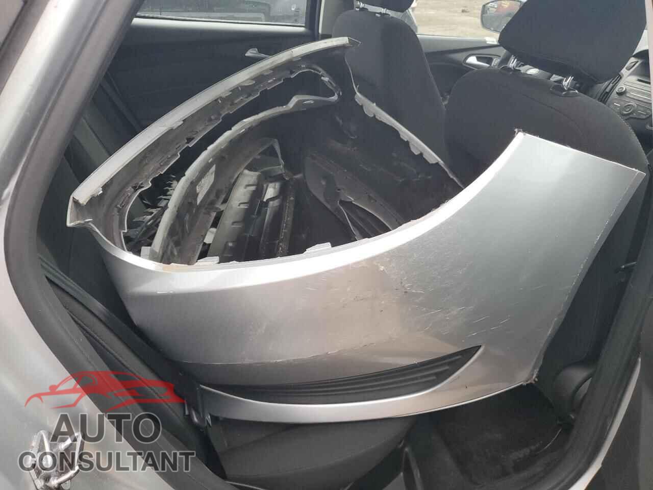 FORD FOCUS 2016 - 1FADP3F24GL249780