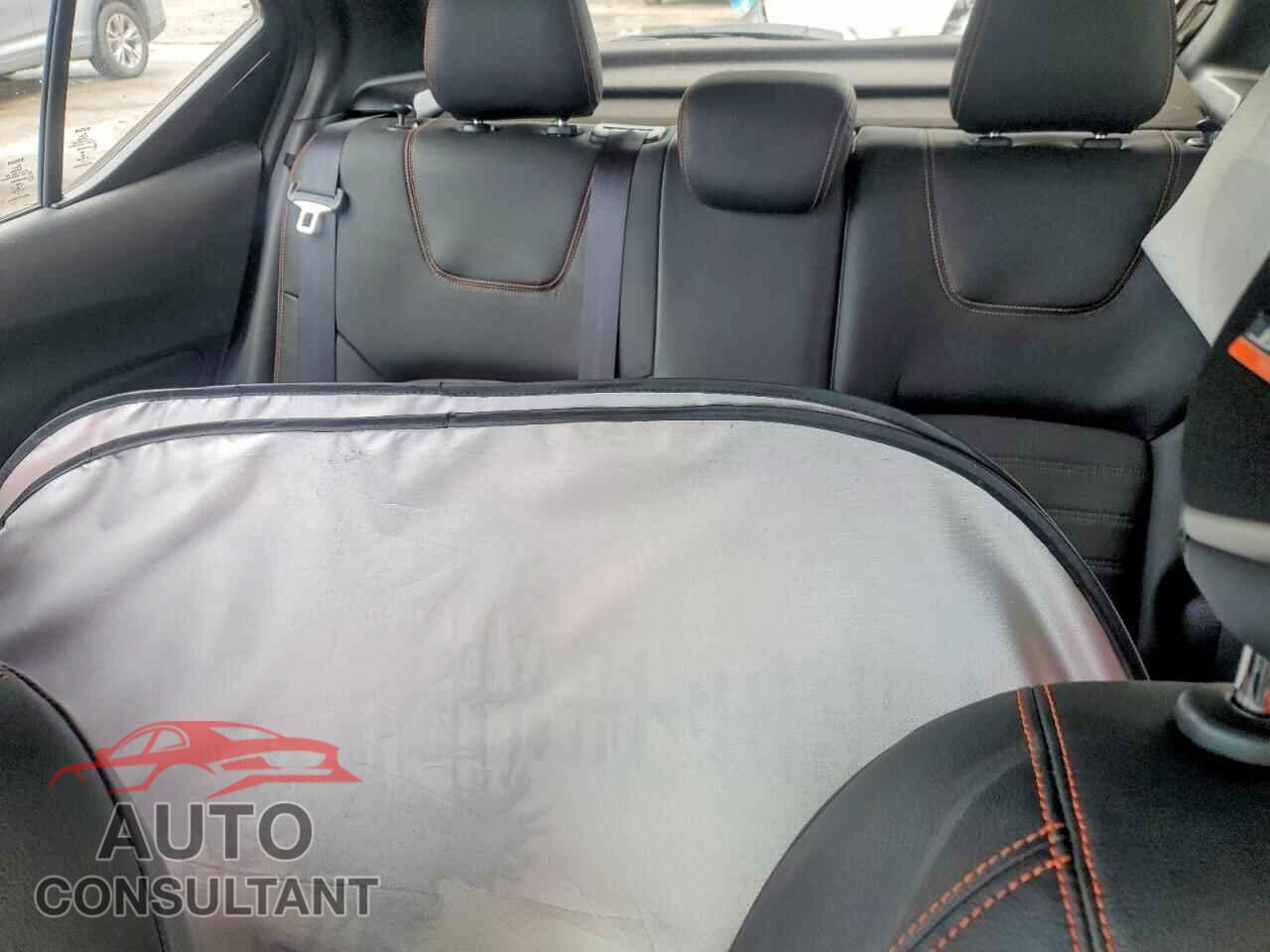 NISSAN KICKS 2019 - 3N1CP5CU3KL512588