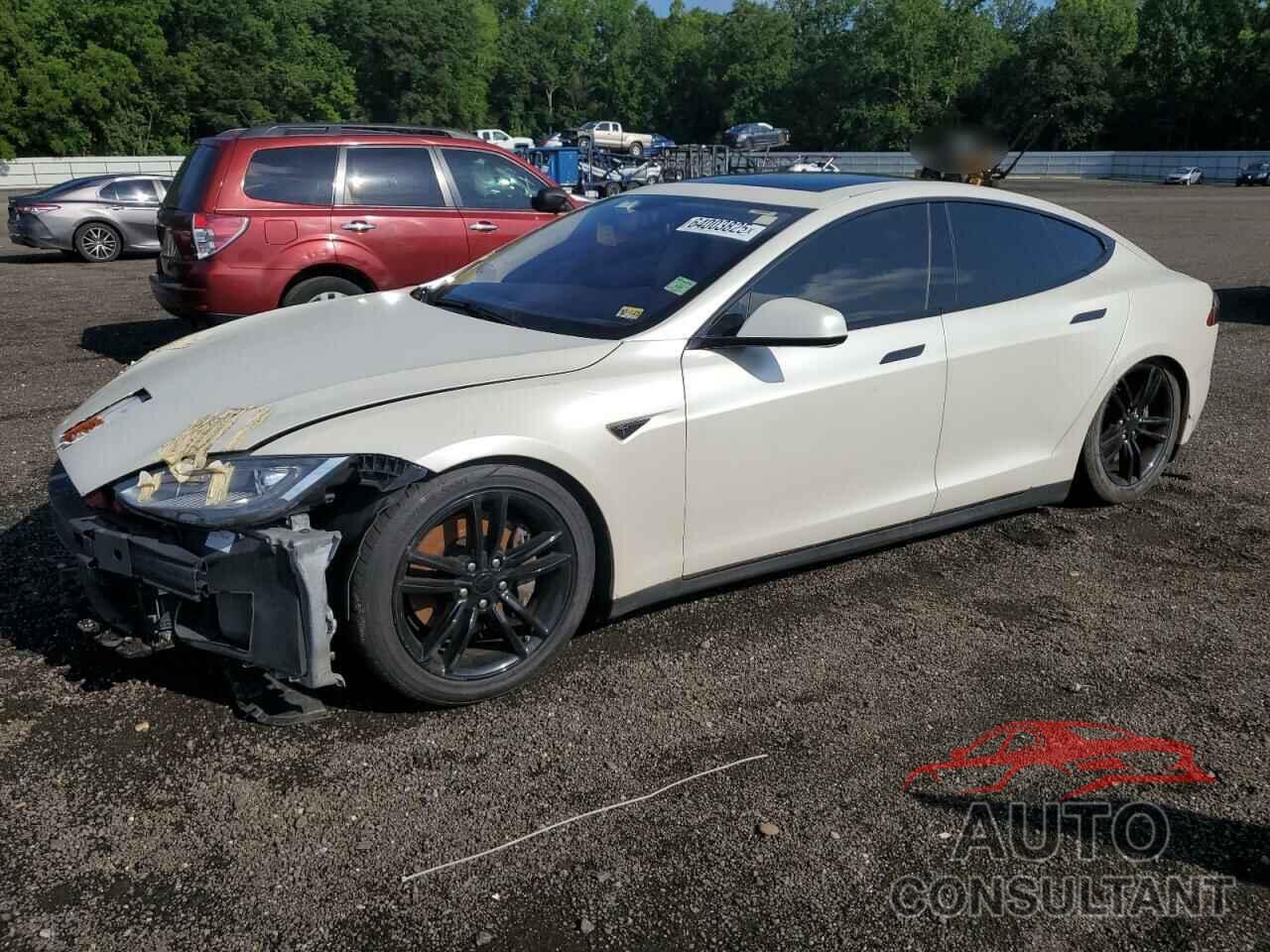 TESLA MODEL S 2013 - 5YJSA1CG2DFP25370