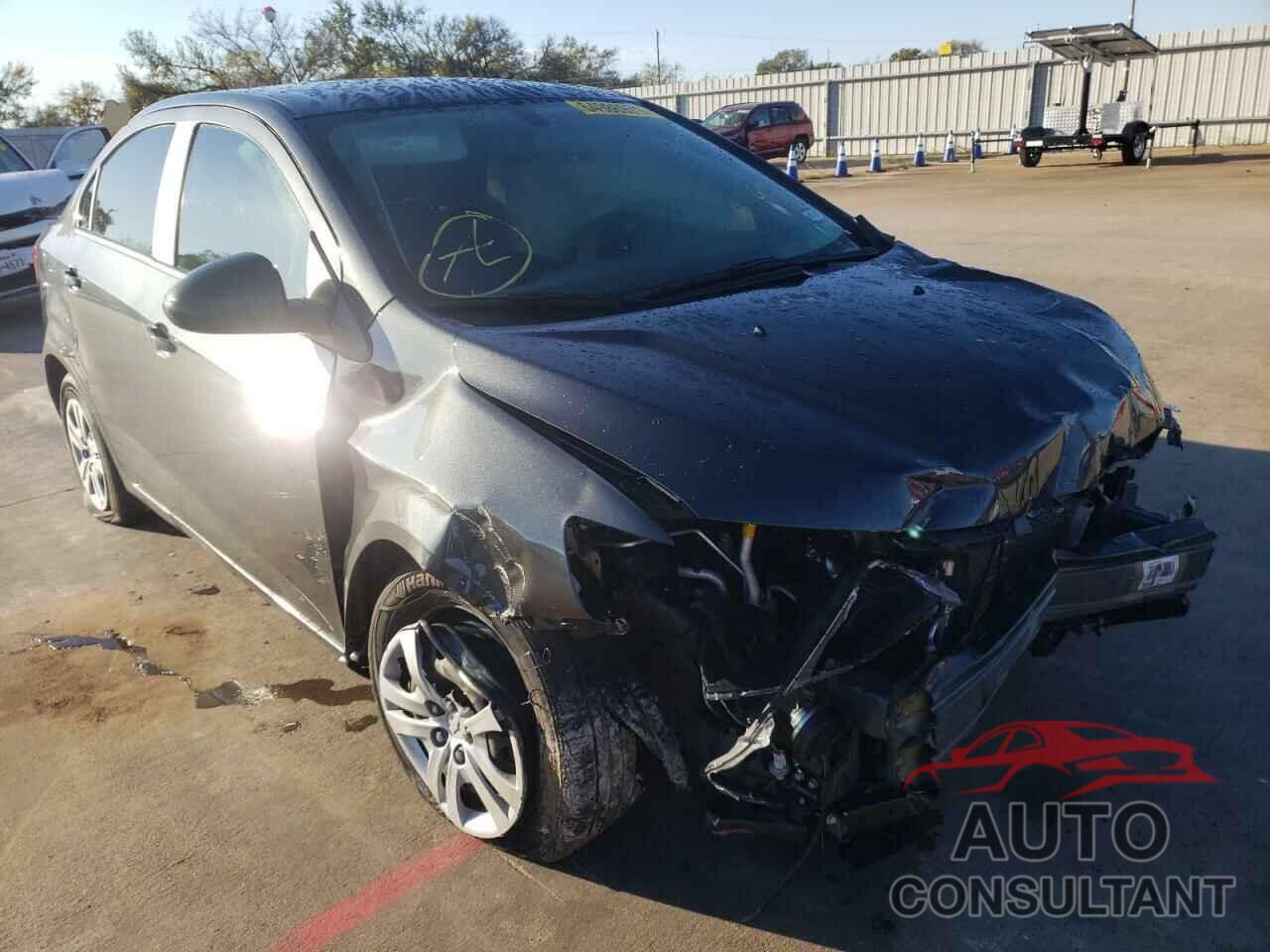 CHEVROLET SONIC 2017 - 1G1JB5SH0H4160844