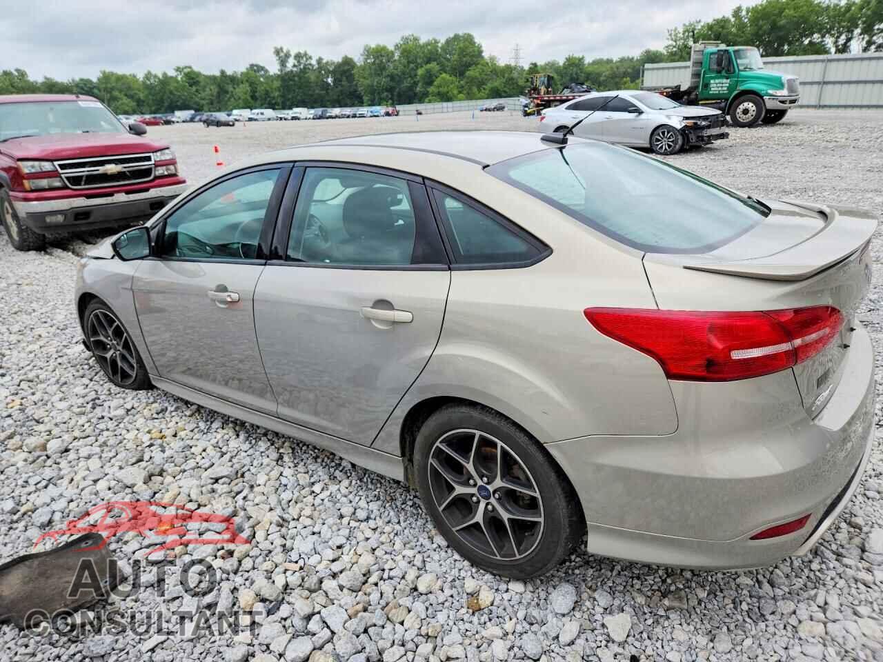 FORD FOCUS 2016 - 1FADP3F27GL274639