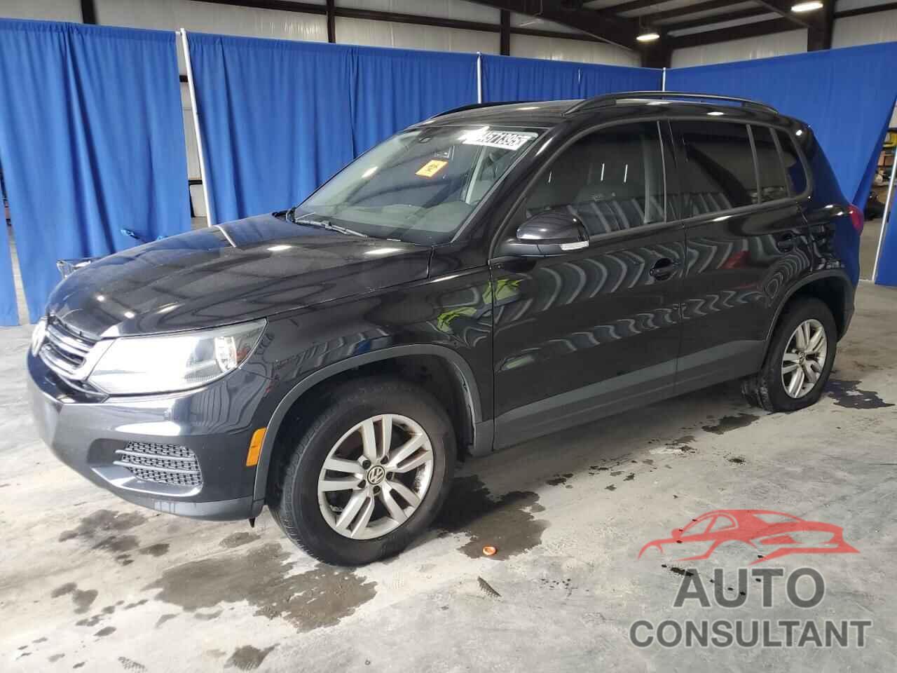 VOLKSWAGEN TIGUAN 2017 - WVGAV7AX6HK007797