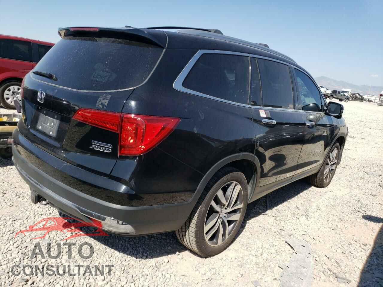 HONDA PILOT 2017 - 5FNYF6H90HB056542