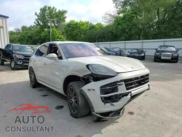 PORSCHE CAYENNE 2024 - WP1AA2AY2RDA05772