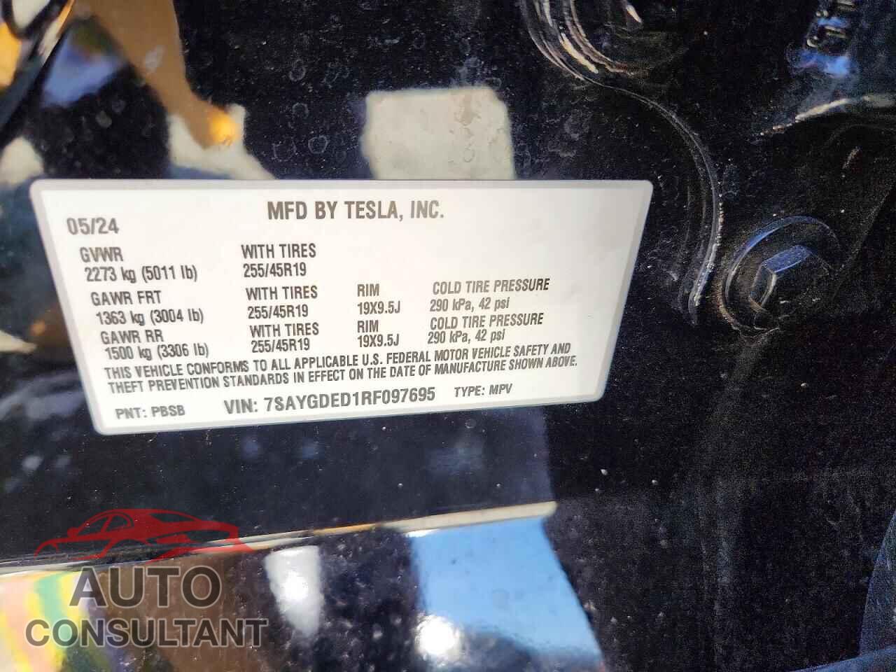 TESLA MODEL Y 2024 - 7SAYGDED1RF097695