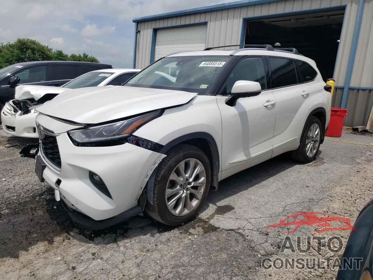 TOYOTA HIGHLANDER 2022 - 5TDDZRBHXNS221978