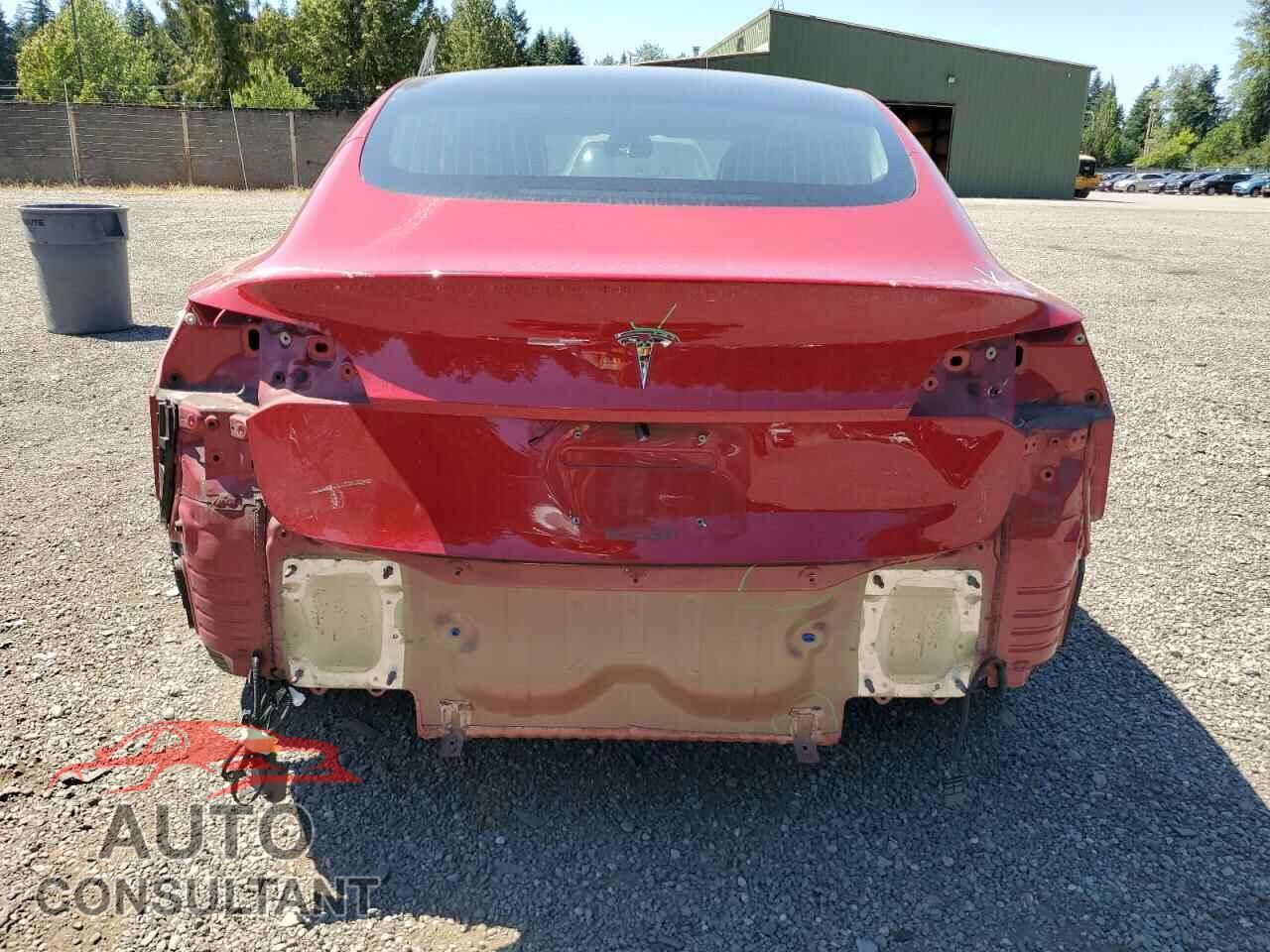 TESLA MODEL 3 2018 - 5YJ3E1EB0JF094365