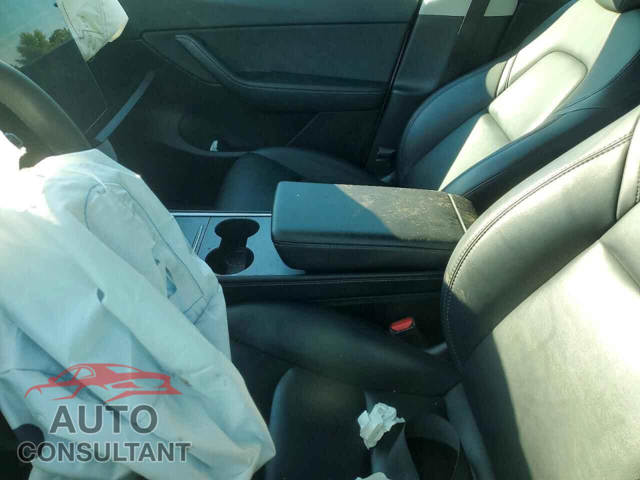 TESLA MODEL Y 2022 - 7SAYGDEEXNF434366
