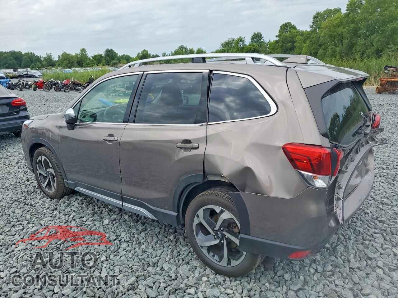 SUBARU FORESTER 2022 - JF2SKARC8NH405913