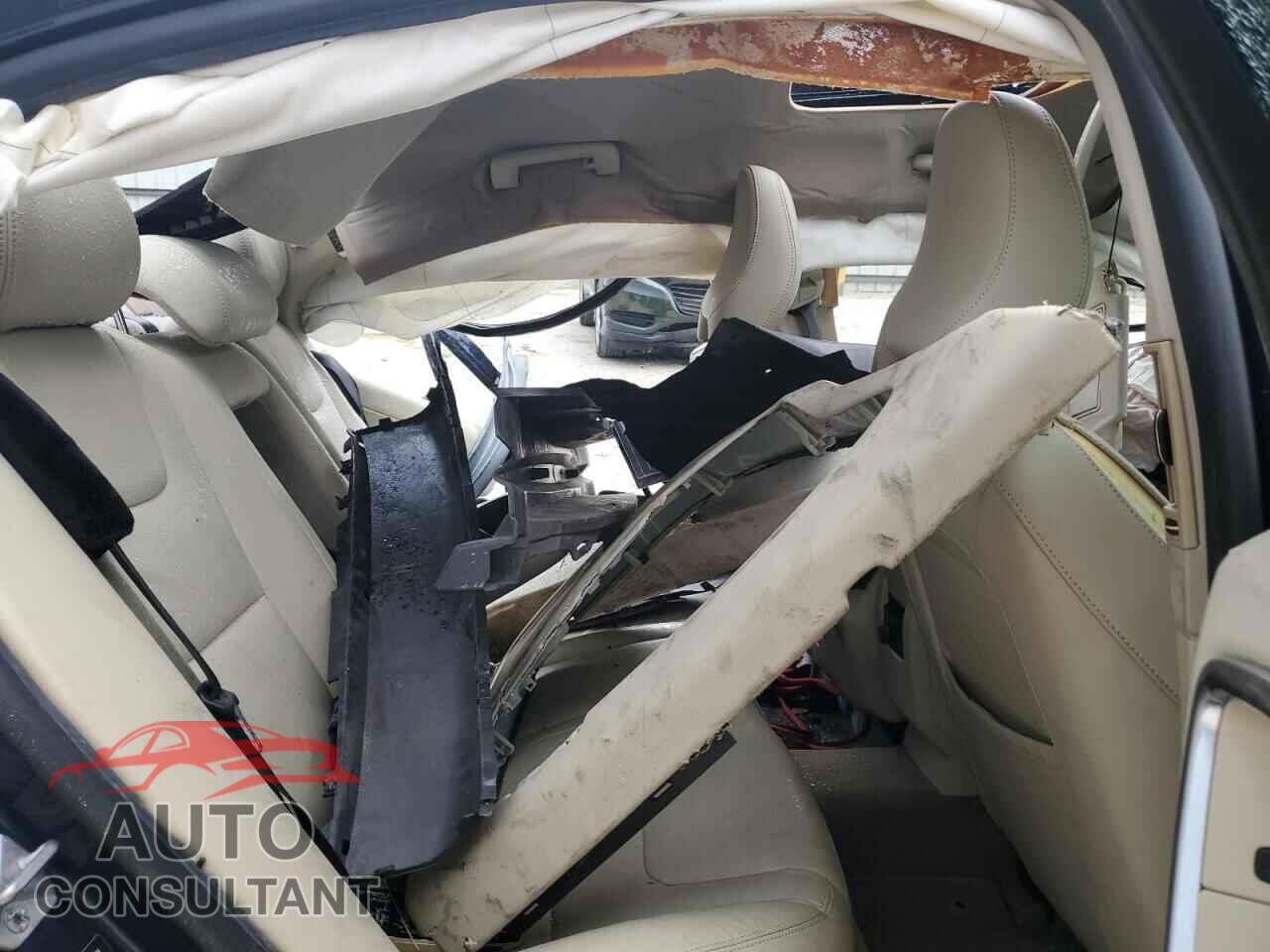 VOLVO S60 2015 - YV140MFB6F1311804