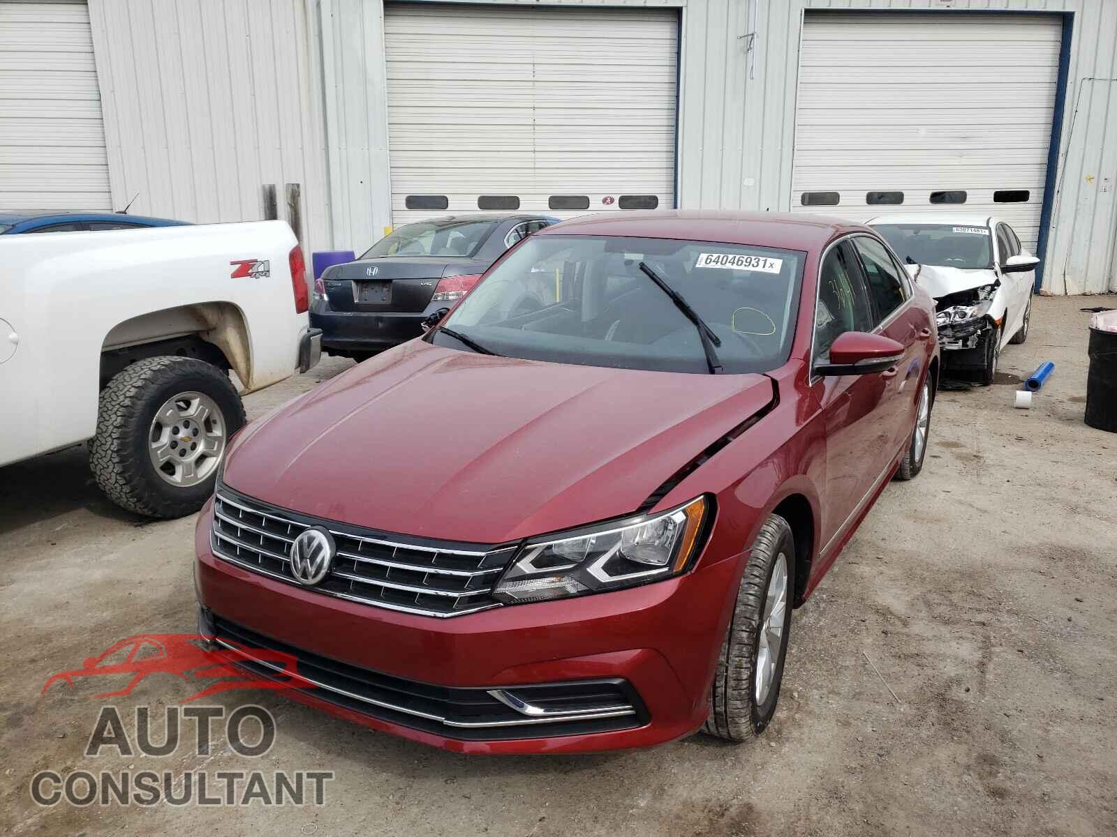 VOLKSWAGEN PASSAT 2017 - 1VWAT7A31HC078033
