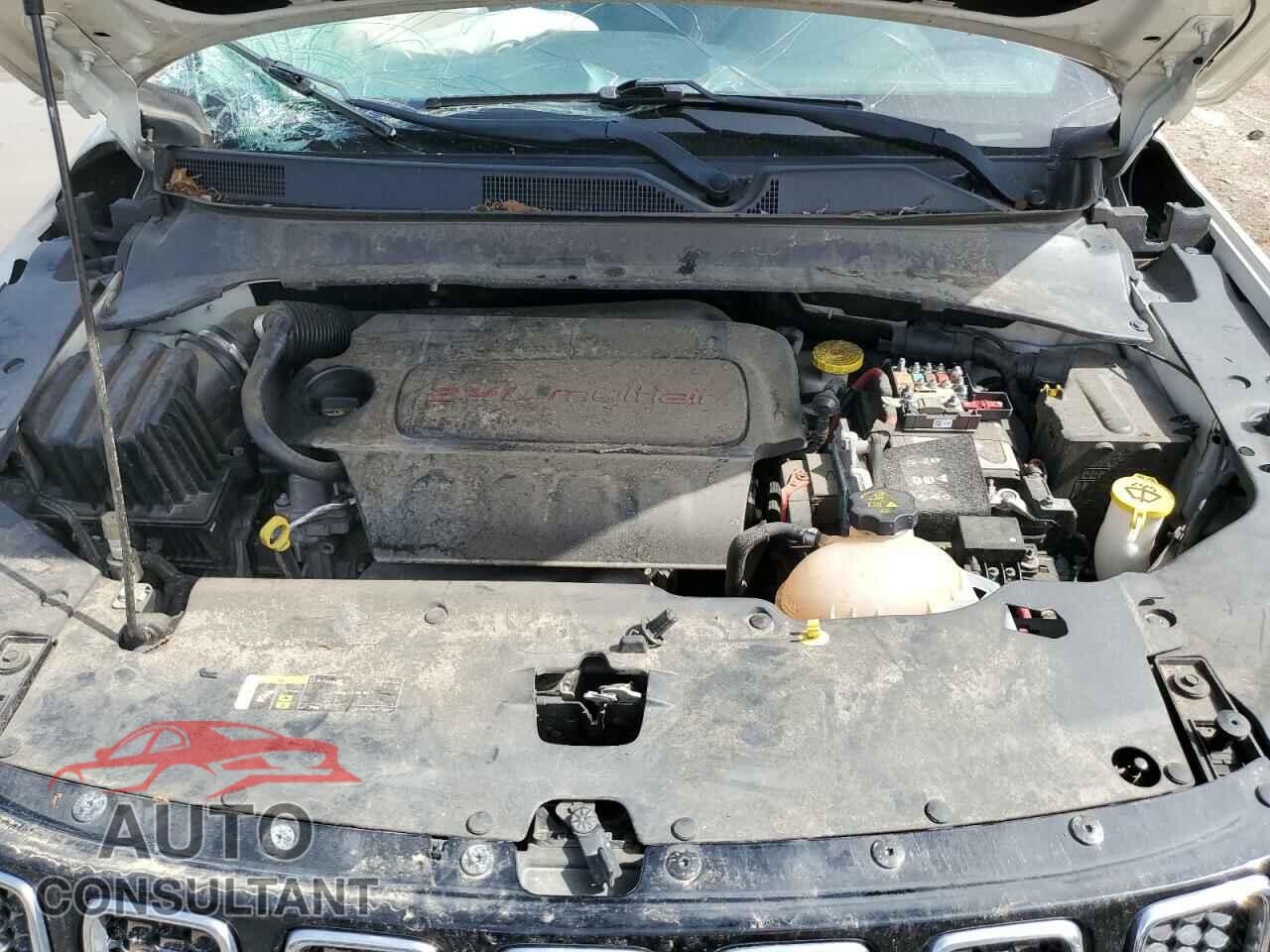JEEP COMPASS 2018 - 3C4NJDBBXJT282385