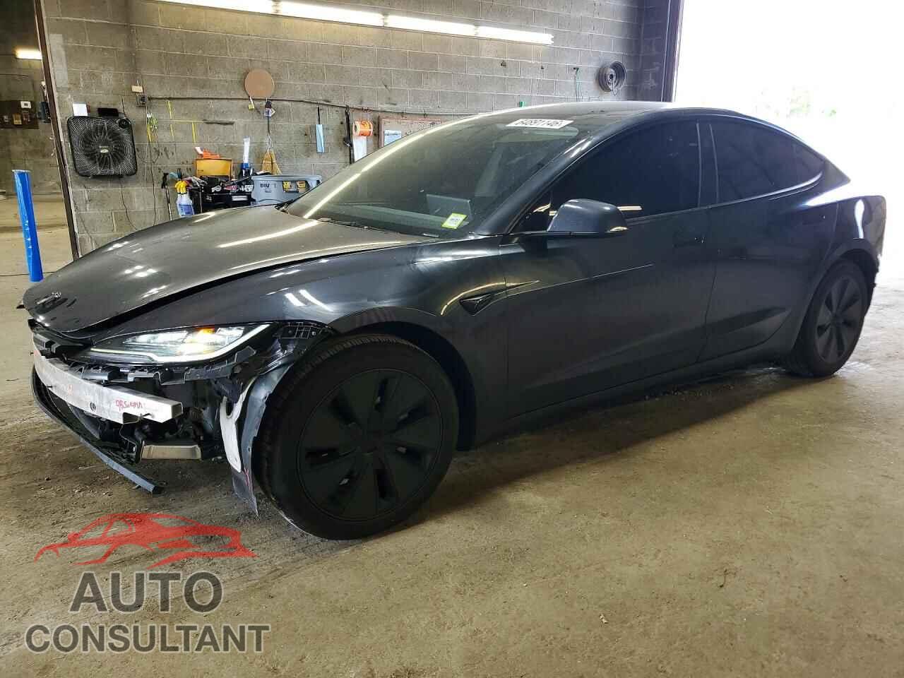 TESLA MODEL 3 2024 - 5YJ3E1EA8RF726290