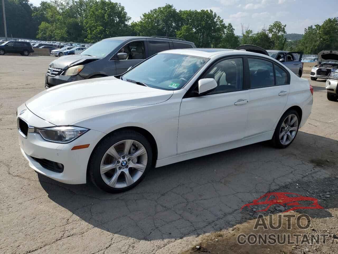BMW 3 SERIES 2014 - WBA3B9G52ENR92338