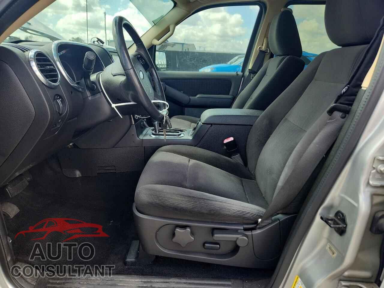 FORD EXPLORER 2010 - 1FMEU6DE0AUA70574