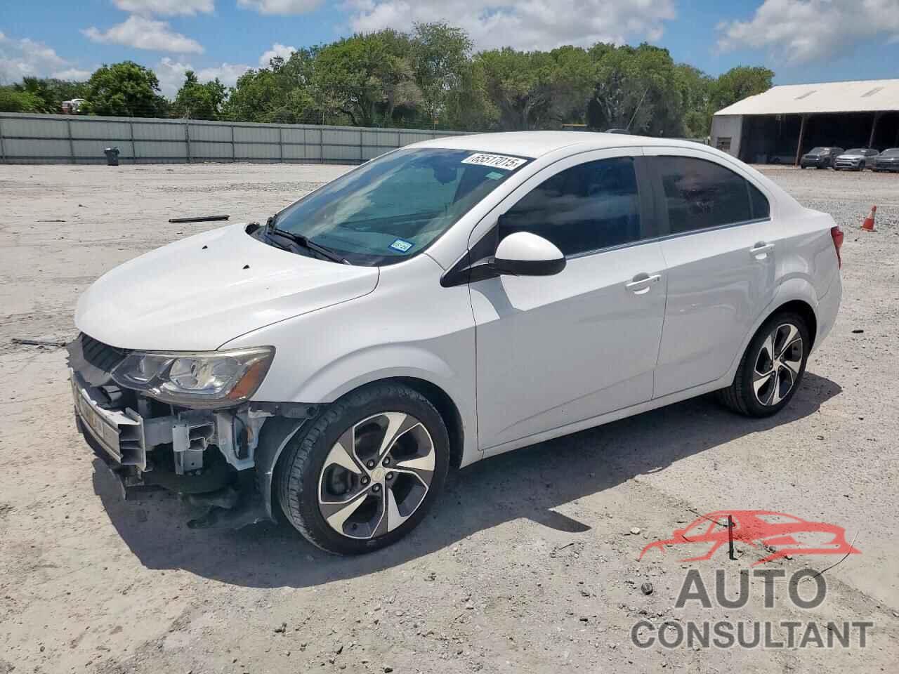 CHEVROLET SONIC 2017 - 1G1JF5SB1H4161209