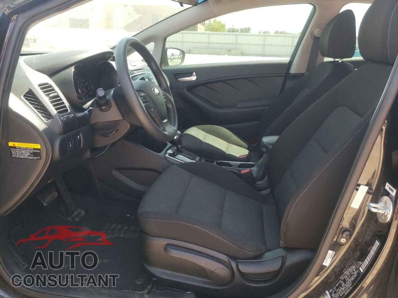 KIA FORTE 2018 - 3KPFK4A71JE176247
