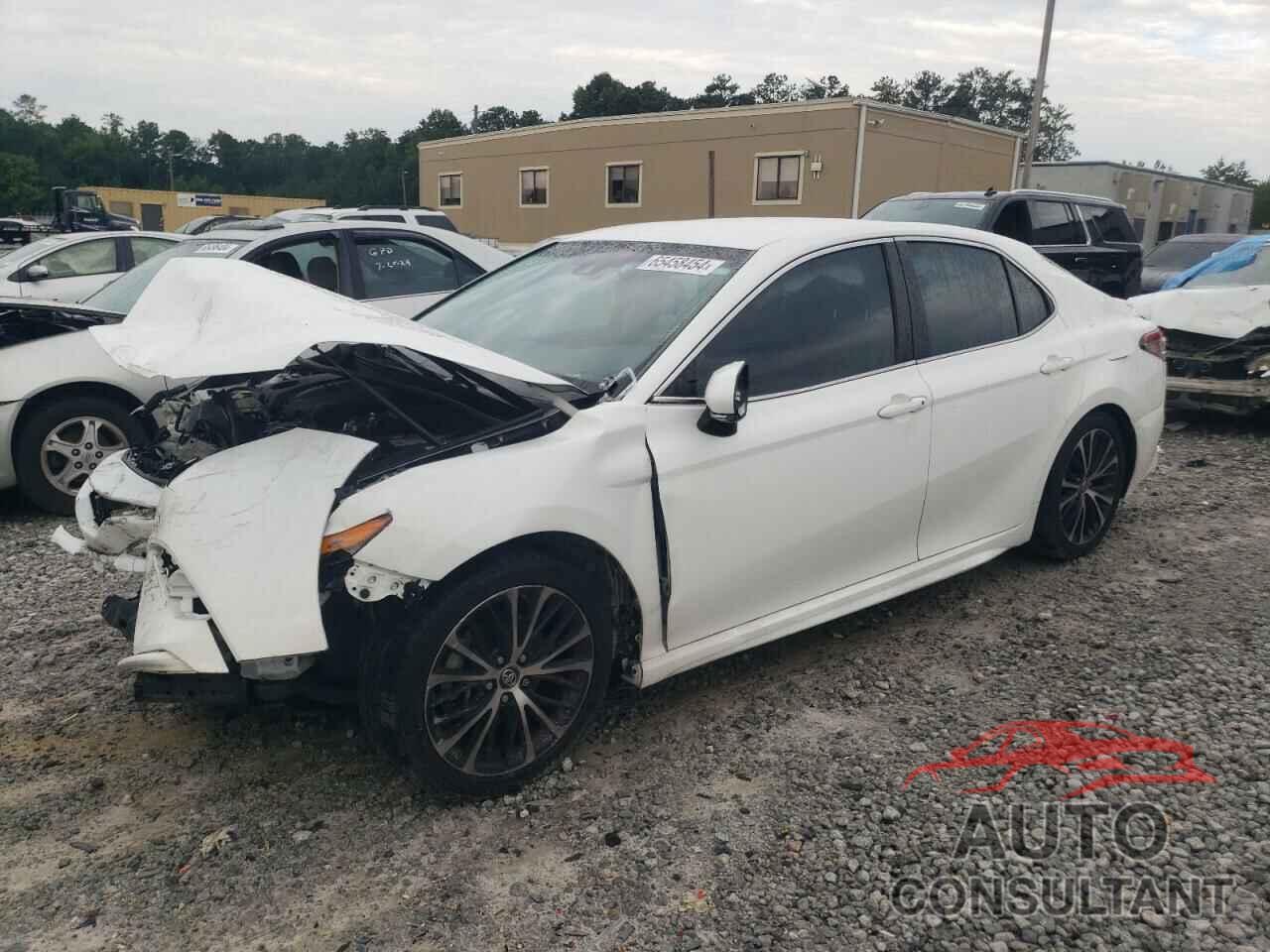 TOYOTA CAMRY 2018 - 4T1B11HK0JU638966