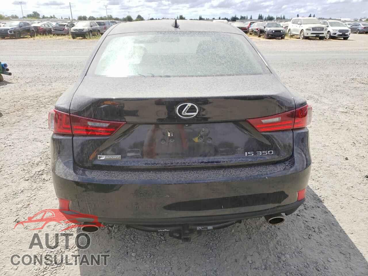 LEXUS IS 2014 - JTHBE1D2XE5011740