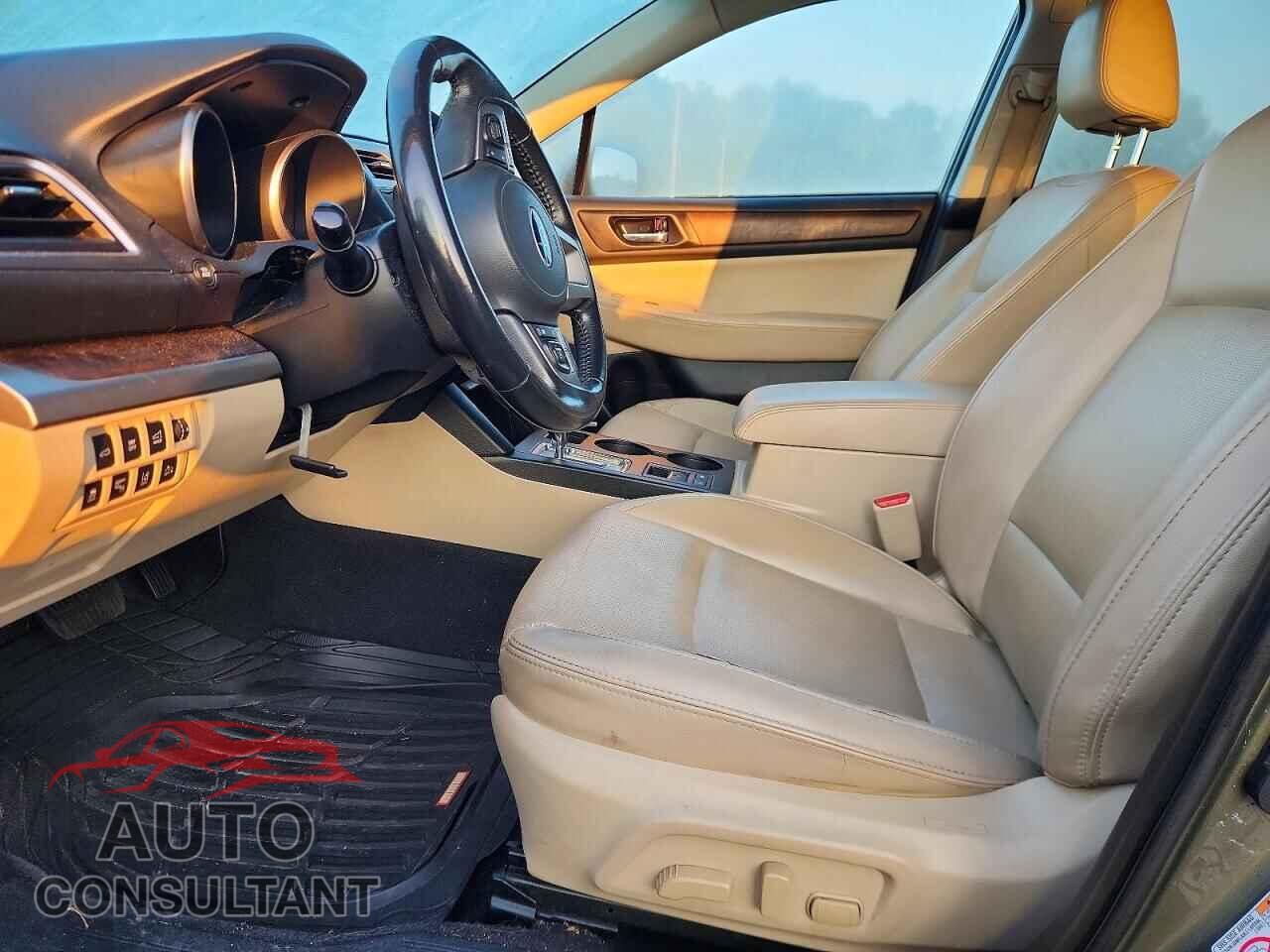 SUBARU OUTBACK 2017 - 4S4BSANC4H3285996