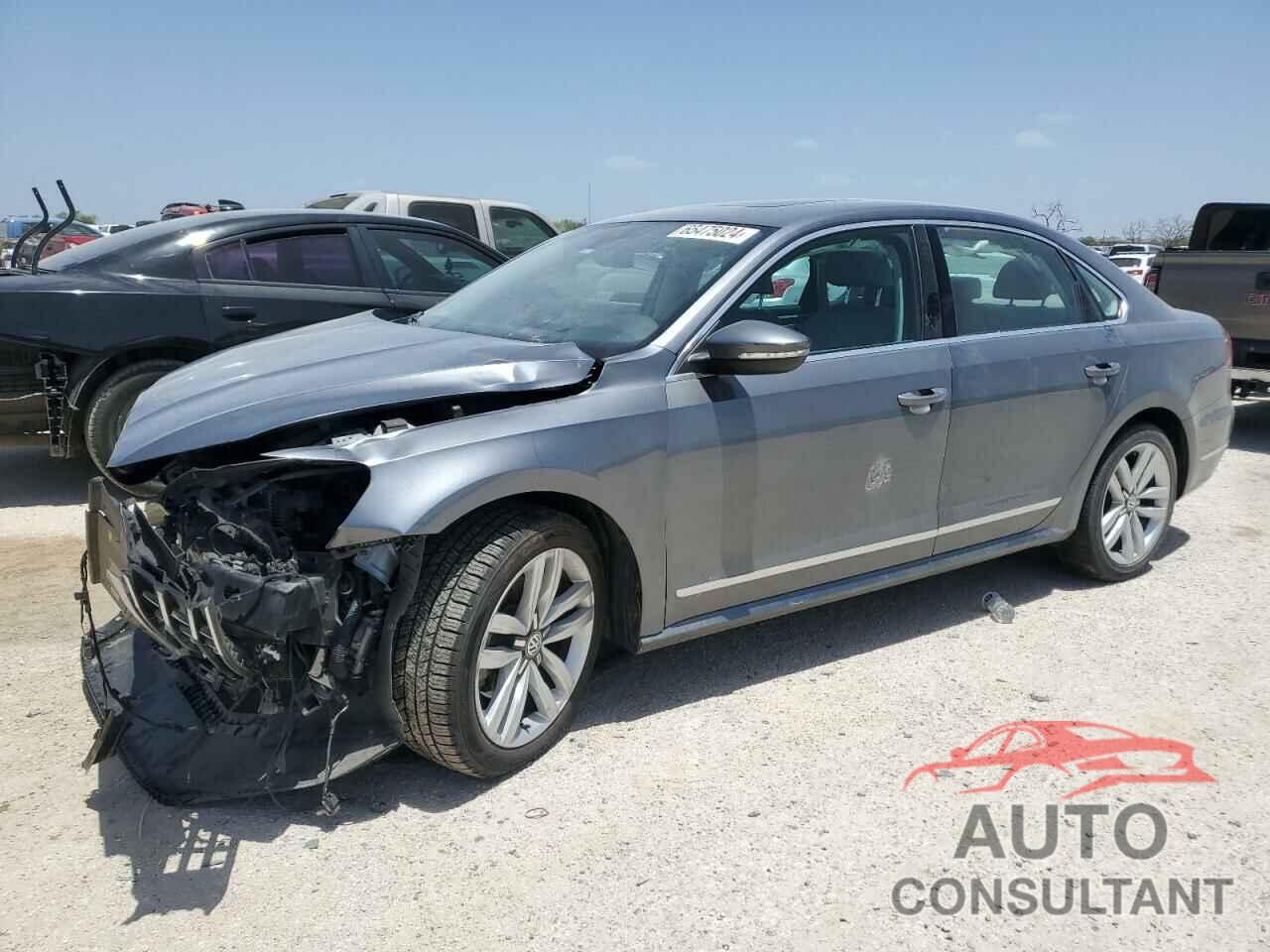 VOLKSWAGEN PASSAT 2017 - 1VWCT7A31HC037748